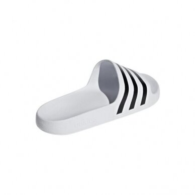 intersport adilette